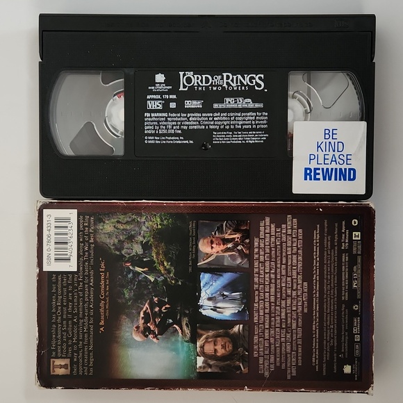 THE LORD OF THE RINGS: THE TWO TOWERS VHS - Picture 3 of 10